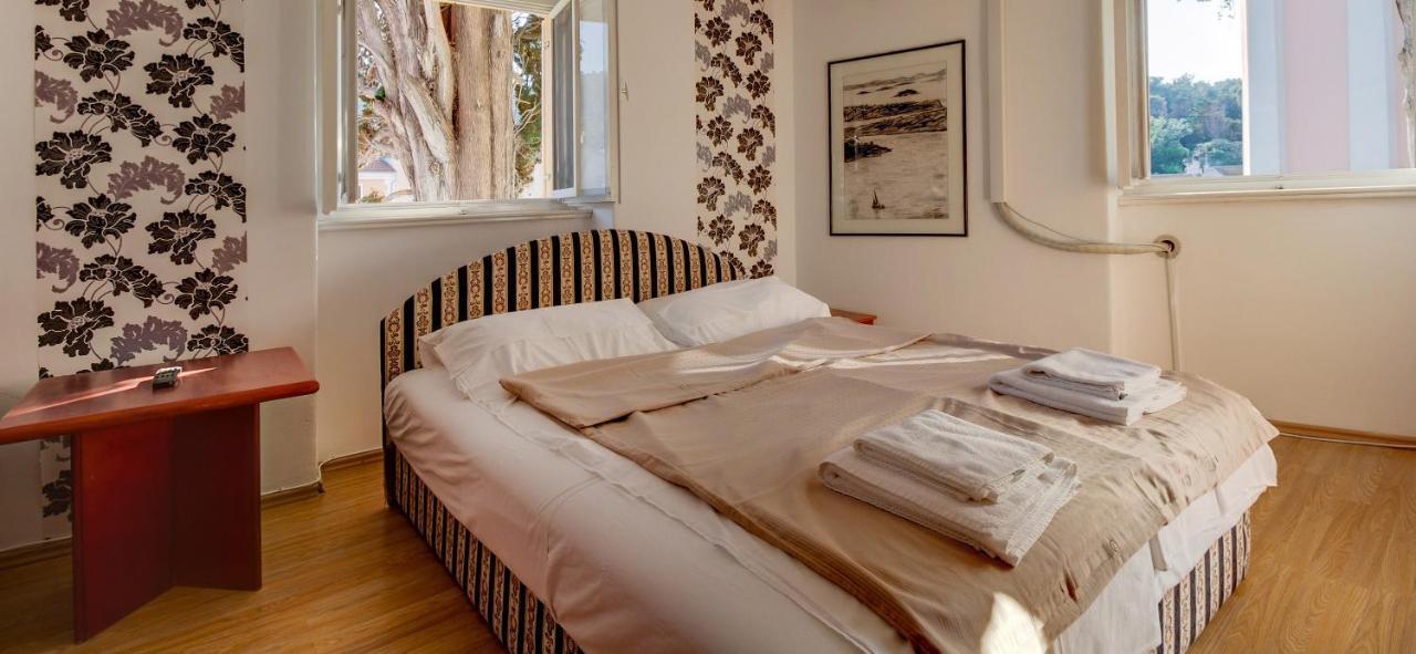 Villa Mozart Veli Lošinj 外观 照片